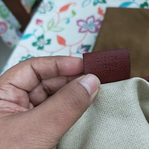 Authenticated Gucci Marrakech hobo bag - Picture 7 of 16